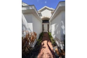 2835 CRANE TRACE CIRCLE, ORLANDO, FL 32837 - MLS#MFRS5146241