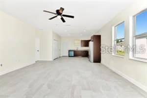 285 KENTUCKY AVENUE, UMATILLA, FL 32784 - MLS#MFRS5146290