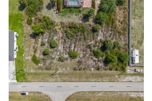 750 NIMITZ BLVD, LEHIGH ACRES, FL 33974 - MLS#MFRS5146465