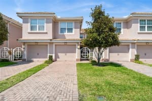 8349 BELLA TIERRA COURT, DAVENPORT, FL 33896 - MLS#MFRS5146482