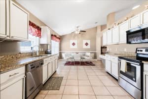 120 THORNTON PARK AVENUE, DAVENPORT, FL 33897 - MLS#MFRS5146485