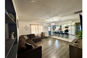 628 SEMINOLE AVENUE, EUSTIS, FL 32726 - MLS#MFRS5146579