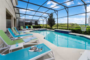 8009 OAK SHADOW COURT, DAVENPORT, FL 33837 - MLS#MFRS5146643