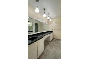 MLS# MFRS5146710, Lutz, Florida 33559