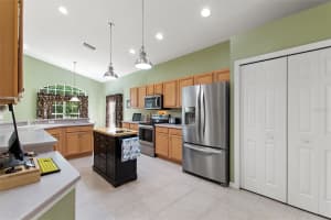 612 VISTA OAKS WAY, DAVENPORT, FL 33837 - MLS#MFRS5146853