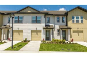 686 Longboat Dr, DAVENPORT