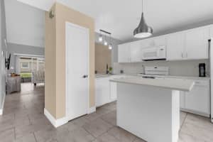 2178 CYPRESS BAY BOULEVARD, KISSIMMEE, FL 34743 - MLS#MFRS5146985