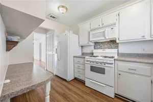 100 EL CAMINO DRIVE, WINTER HAVEN, FL 33884 - MLS#MFRS5147114
