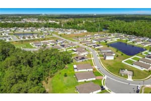525 VISTA VILLAGES BLVD, DAVENPORT, FL 33896 - MLS#MFRS5147196