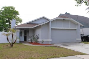 425 BLUE JACKET LN, ORLANDO, FL 32825 - MLS#MFRS5147255