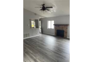 425 BLUE JACKET LN, ORLANDO, FL 32825 - MLS#MFRS5147255