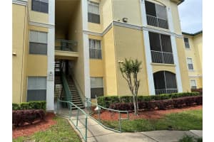 8908 Legacy Ct #16 103, KISSIMMEE