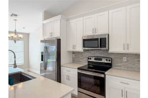 629 17TH PLACE, CAPE CORAL, FL 33993 - MLS#MFRS5147289