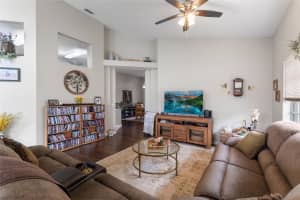 53 HIGH VISTA DR, DAVENPORT, FL 33837 - MLS#MFRS5147530