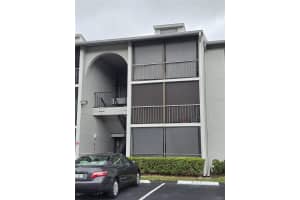 1624 S Pine Ridge #d2, SANFORD