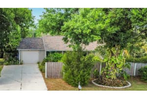 601 SEMINOLE DRIVE, VENICE, FL 34293 - MLS#MFRS5147610