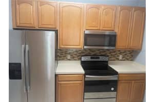 6451 OLD PARK LN #102, ORLANDO, FL 32835 - MLS#MFRS5147742
