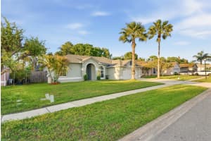 1813 CROSSWELL COURT, ORLANDO, FL 32837 - MLS#MFRS5147751