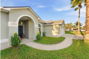 1813 CROSSWELL COURT, ORLANDO, FL 32837 - MLS#MFRS5147751