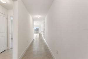 9239 WESTSIDE HILLS DR, DAVENPORT, FL 33896 - MLS#MFRS5147767