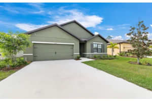 6151 Northwest Regent St, Port Saint Lucie