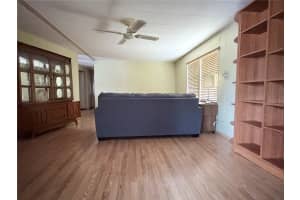 1610 REYNOLDS ROAD, LAKELAND, FL 33801 - MLS#MFRS5147956