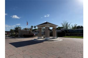723 LADY DIANA DRIVE, DAVENPORT, FL 33837 - MLS#MFRS5148000