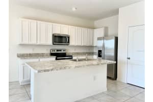 401 FELTRIM RESERVE BOULEVARD, DAVENPORT, FL 33837 - MLS#MFRS5148005