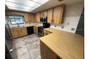 850 LAKE ELBERT PARK NE, WINTER HAVEN, FL 33881 - MLS#MFRS5148051