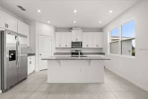 1051 LAKESHORE BREEZE PLACE, KISSIMMEE, FL 34747 - MLS#MFRS5148068