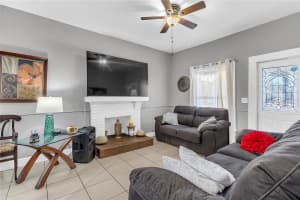 212 SE H SE, WINTER HAVEN, FL 33880 - MLS#MFRS5148125