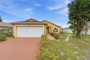 675 BASINGSTOKE COURT, POINCIANA, FL 34758 - MLS#MFRS5148170