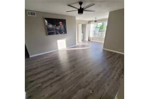 5160 CONROY ROAD, ORLANDO, FL 32811 - MLS#MFRS5148188