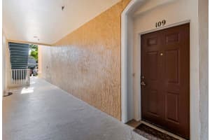 3190 DANTE DRIVE, ORLANDO, FL 32835 - MLS#MFRS5148319