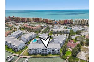 113 YACHT CLUB CIRCLE, NORTH REDINGTON BEACH, FL 33708 - MLS#MFRS5148392