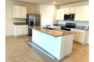 405 NOBLE AVENUE, DAVENPORT, FL 33837 - MLS#MFRS5148544