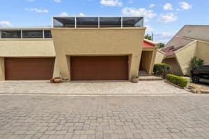 23 Casarena Ct, WINTER HAVEN