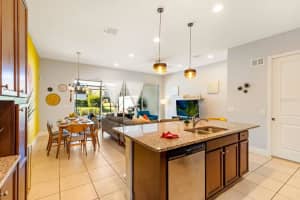 313 CAPTIVA DRIVE, DAVENPORT, FL 33896 - MLS#MFRS5148564