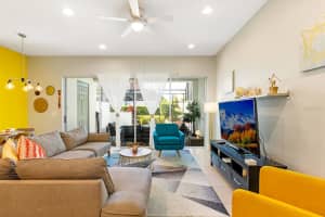 313 CAPTIVA DRIVE, DAVENPORT, FL 33896 - MLS#MFRS5148564