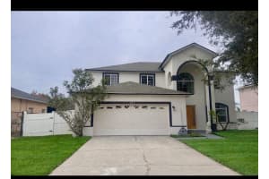 563 Bristol Cir, KISSIMMEE