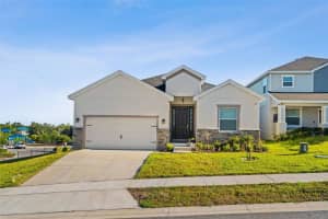 1553 Fleur Dr, DAVENPORT
