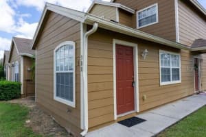 308 Australian Way #b, DAVENPORT