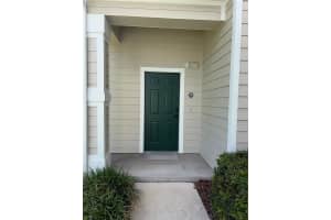 143 Southern Pecan Cir #206, WINTER GARDEN