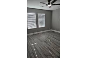 5209 CREEKSIDE PARK AVENUE, ORLANDO, FL 32811 - MLS#MFRS5149327