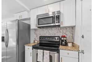 7799 46TH AVE N, ST PETERSBURG, FL 33709 - MLS#MFRS5149381