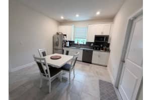 2572 CAMDEN PARK CIRCLE, DAVENPORT, FL 33837 - MLS#MFRS5149418