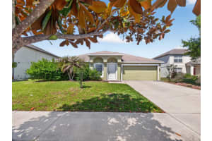 4020 SUNNY DAY WAY, KISSIMMEE, FL 34744 - MLS#MFRS5149650