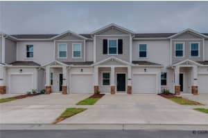 3243 Laurent Loop, DAVENPORT