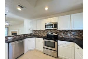 14 YORK COURT, KISSIMMEE, FL 34758 - MLS#MFRS5150442
