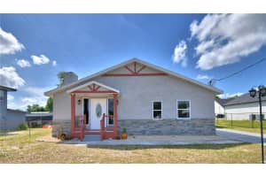 208 CENTER STREET, AUBURNDALE, FL 33823 - MLS#MFRS5150658